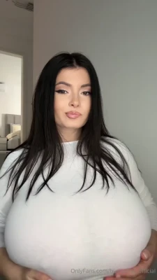 bustyema - Ｉ’ｍ ｂａｃｋ！Did you miss me? Let’s get wild in DMs
