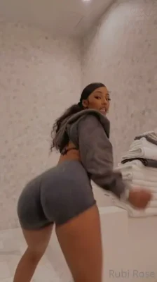 rubirose - I can fuck you with the fishnets on 😈