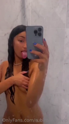 rubirose - Currently🖤😎 part 1