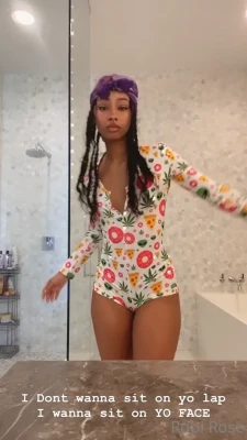 rubirose - My body craves yours, please remove my thong using your teeth!