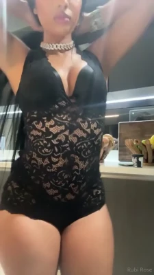 rubirose - Titty Tuesday 😊