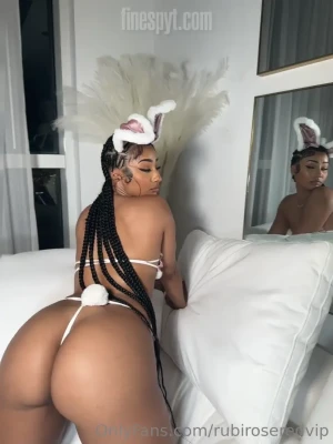 rubirose - Do you want to snuggle up to my hot body?🥺💕