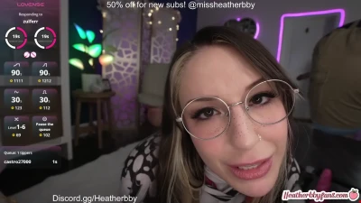 missheatherbby - Cum-shot to the eye.