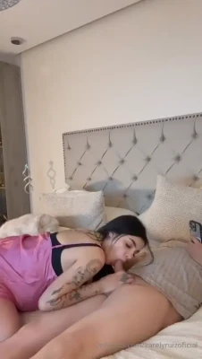karelyruizoficial