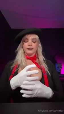 whiptrax - Follow orders. Lick my leather.