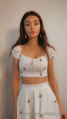 amirabrie - SNACKS 😏😏🤭