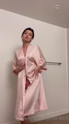 amirabrie - Get in there good ok