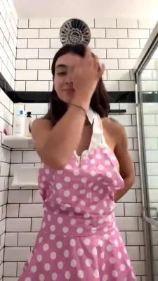 amirabrie - Friday night vibes, going for my shower and off to bed!   Have a