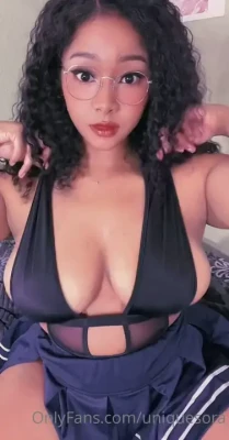 uniquesora - Happy pretty titty Tuesday