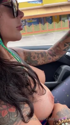 alexmucci - Was aching to show my jock off out and about