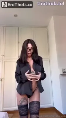 alexmucci - a lil flash of my tits to brighten up your day ☀️🤩☀️