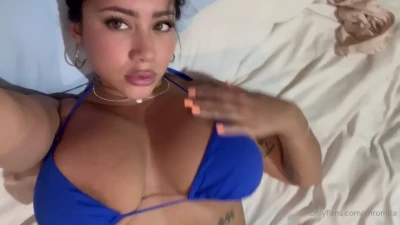 chromitaaaaa - Slow and sexy for you tonight 🎀🎀
