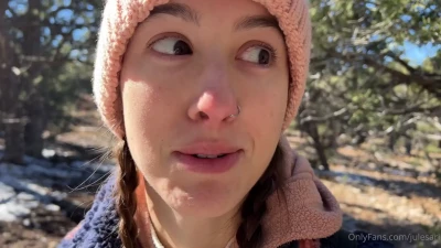 julesari - We absolutely love this cute video! This little cock got itself a