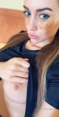 luxurygirl_xxx - I want my titties sucked on so bad 🌺💦