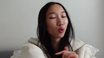 lunaokko - I hope you’re enjoying your Christmas treats in the DMs 🎁❤️