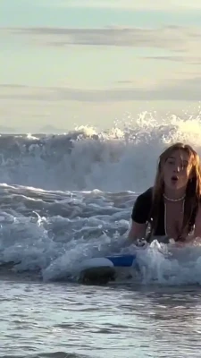 elizabethvasilenko - Going in for a kiss @roxy-s89 part 1