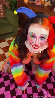 power_midget - I'm a cutie with a booty (not really though 😅)