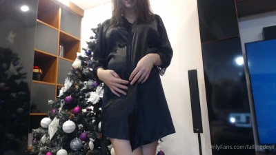 fallingdevil - What’s one thing you would want to do to me if no one was watching?