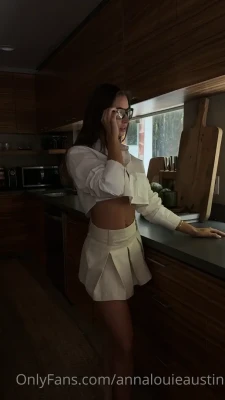 annalouieaustin - 💋My Big , Juicy Round ASS 👅will Not stay in my pants! What is a