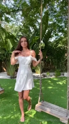 annalouieaustin - Around for some sexting fun today!
