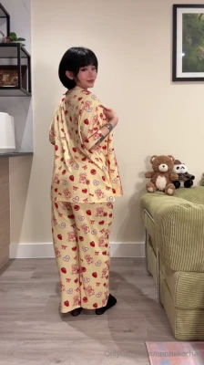 nnnnekochan - Sweet dreams are made of this 😘
