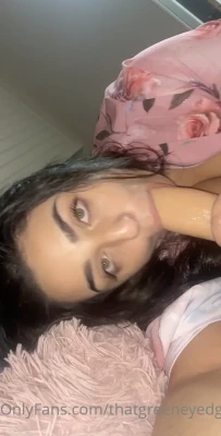 thatgreeneyedgirl22 - Light work
