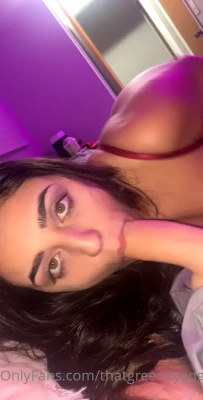 thatgreeneyedgirl22 - Do you prefer when I try to look cute or when I'm being silly? 🤪