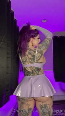 dakotagrim - Happy Monday…. New HUGE cum video in your inboxes