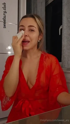sweet_ary - Today I cooked something special for you😏!! Check your dm 👅