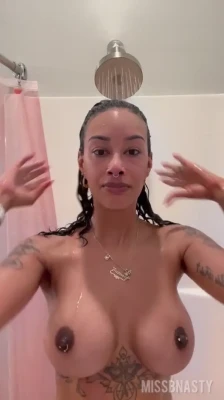 missbnasty - cum
