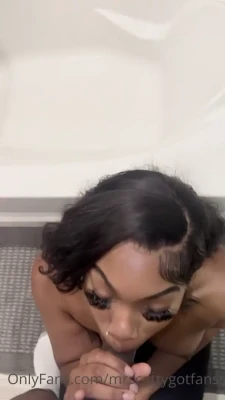 scottygotfans - be nice and suck my clit 🤭