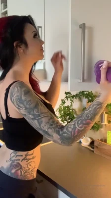 starfukedmodel - Tip $10 to get the full 1 MINUTE video in your inbox <3