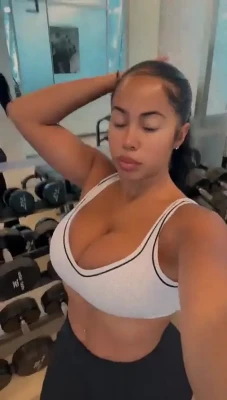 yasminelopez - Bj teases! This one's a little cuter than tomorrow's ;)
