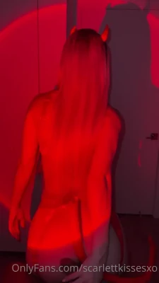 scarlettkissesxo - ¿Sientes el calor? 🔥 La tarde ya está aquí y no puedo aguantar