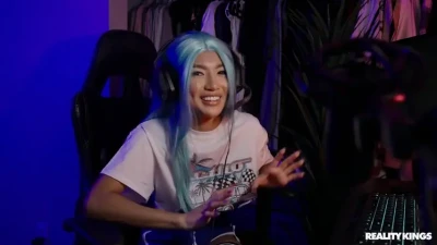 trinity_clara - friendly reminder to turn renew ON for private story access and a