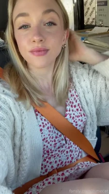 itsmecat - Make sure you tip your slut if this is your favourite part. 💗