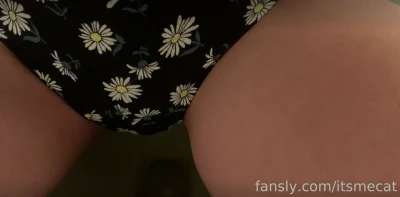 itsmecat - I had a tummy ache this morning >:(  Cum has been rescheduled to