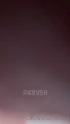 kkvsh - Mommy's home!