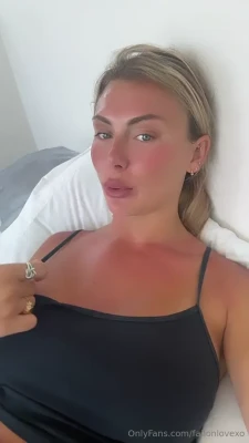 fallonlovexo - You walk in my room and see me like this, what’s your next move?