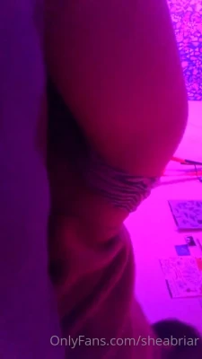 sheabriar - I'll ask again. Panties or no panties?😈