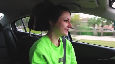 izzy_xx - È qui mi tolgo la coda plug 😜
