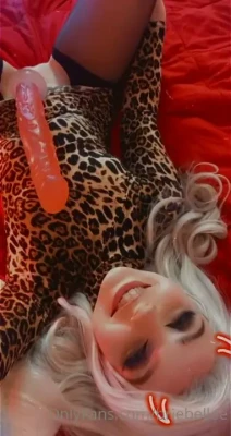 bougiebb - My nipple ALWAYS wants to come out! 🔥 part 1