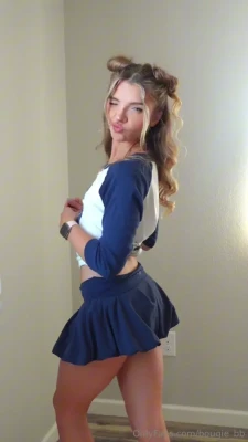 bougiebb - Datway Girl Pole Dancing!!! :D feeling toasty? ;) haha