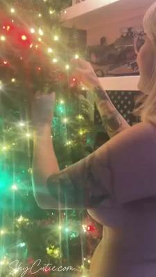 shycutie - Housewife or hoe...