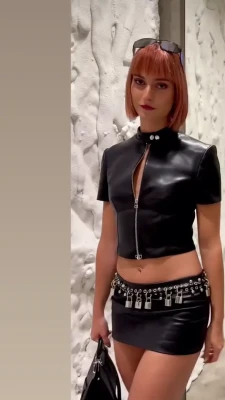 dollydysonxxx - Happy Saturday!! DM me so we can make this one as sexy as part 1