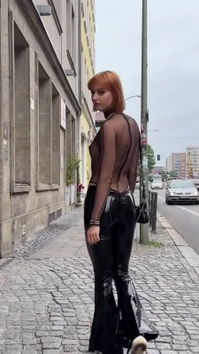 dollydysonxxx - I'm dolled up who wanna see me live?