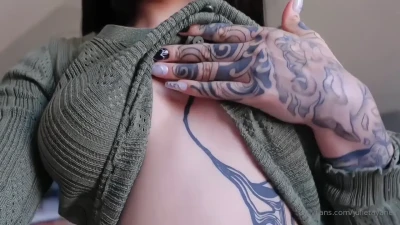 julietayanez - Demon time on my forbidden snap , your missing out if your not a