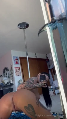 taylorwhitetv - Rate my 🍑 with emojis 😍