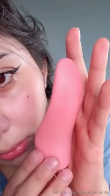 elenitaforger - I know you ❤️ my feet