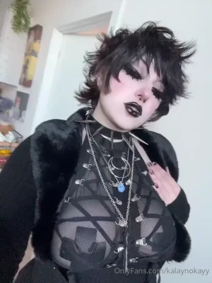kalaynokayy - 😈 this outfit is too sexy…mmm